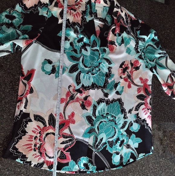 Beautiful Chico's blouse - Picture 6 of 9